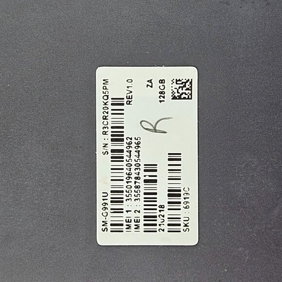 Samsung Galaxy A51 5G 128GB Locked Verizon Cell Phone Smartphone Black - Picture 5 of 8